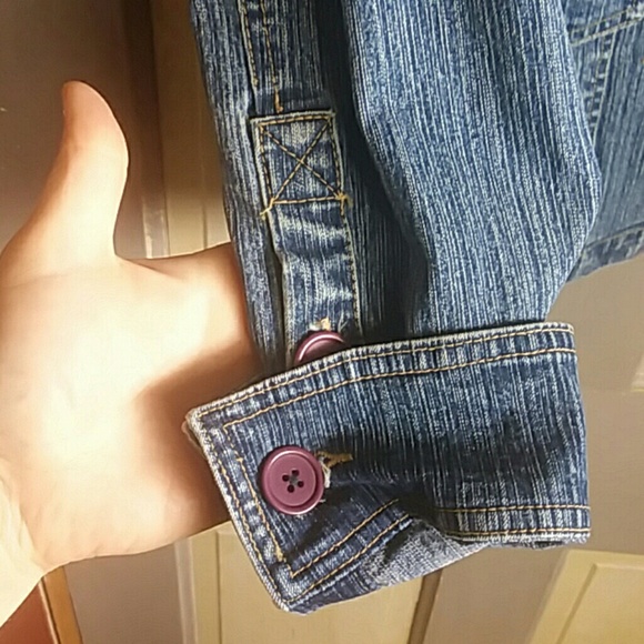 Bailey's Point Denim Jacket - Picture 4 of 8